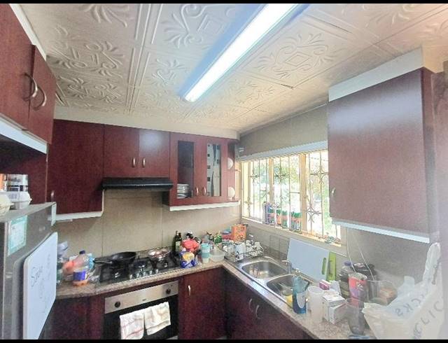 2 BEDROOM HOUSE FOR SALE IN RAINHAM
